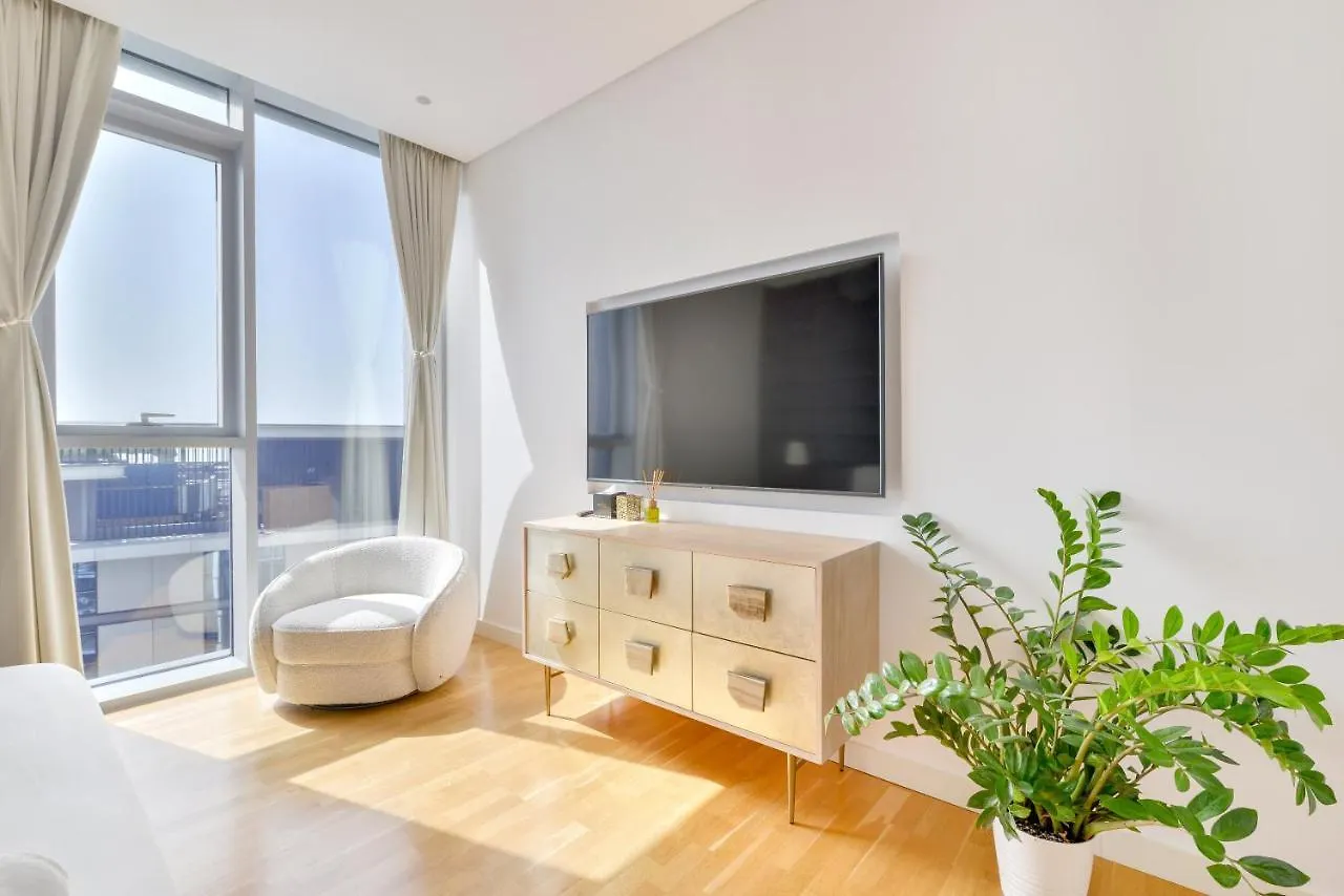 Premium 2+ 1 Bedroom Condo In The Heart Of Bluewaters Island دبي